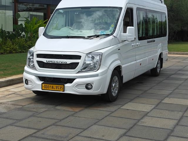 16 seater Luxury Urbania – front angle view
